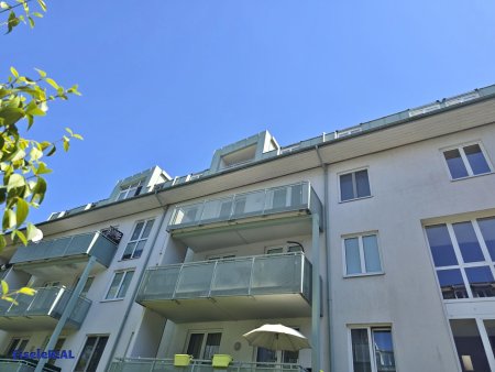 tolle 3 Zimmer - Parkplatz - zuzüglich Heizung