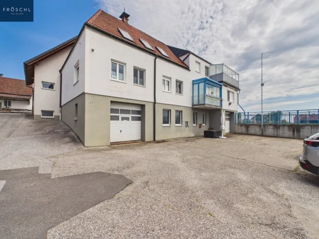 Seitenansicht des Wohnhauses