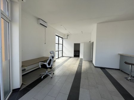 Sehr schöne, sonnige Halle, Lager, Werkstatt mitten in Areal200 in Sollenau SR3 PROVISIONSFREI!!!