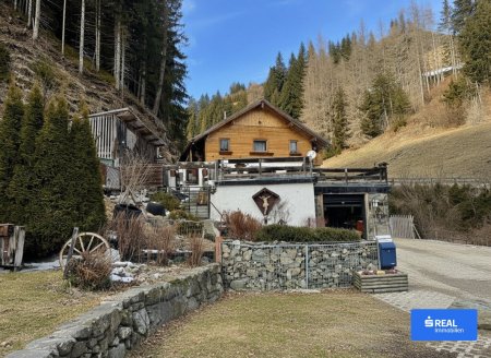 Ein Haus mit Haltung - Freizeitwohnsitz in Anras.