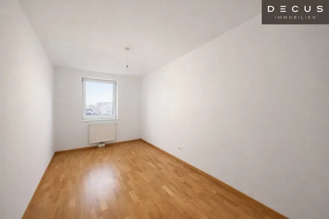 3 ZIMMER | DACHGESCHOSSWOHNUNG | PERFEKT ALS WG | AB SOFORT VERFÜGBAR - Bild