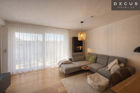 ELEGANTE 2-ZIMMER WOHNUNG | WESTBALKON IN INNENHOFRUHELAGE | HOCHWERTIGE KÜCHE UND MÖBLIERUNG