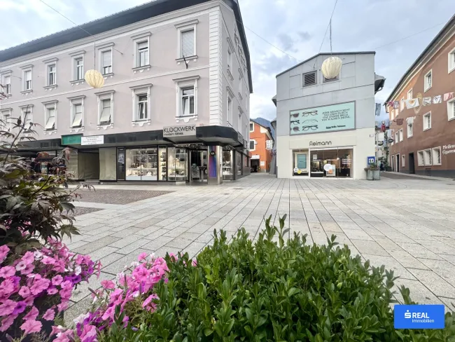 Mitten in Lienz- mitten im Leben. - Titelbild
