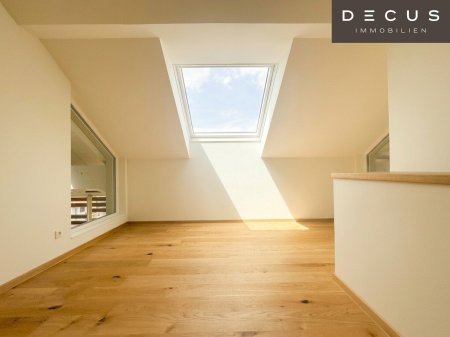 | TRAUMHAFTE DACHGESCHOSS-MAISONETTE | PENTHOUSE | ERSTBEZUG | 5 ZIMMER | LICHTDURCHFLUTET | LIFTZUGANG IN DIE 1. ETAGE | 2 FREIFLÄCHEN | TOP LAGE