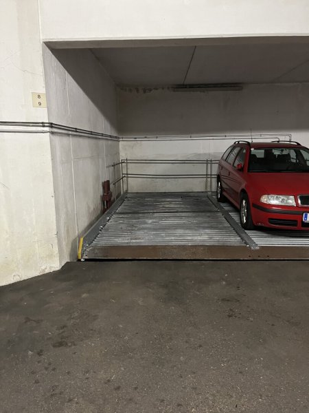 Stapelparker in der Sandgasse 10