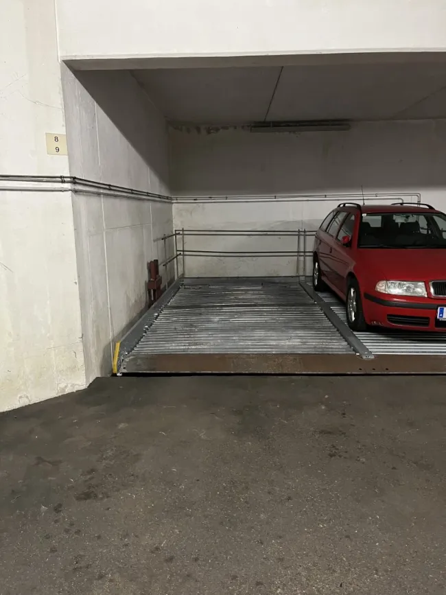 Stapelparker in der Sandgasse 10 - Titelbild