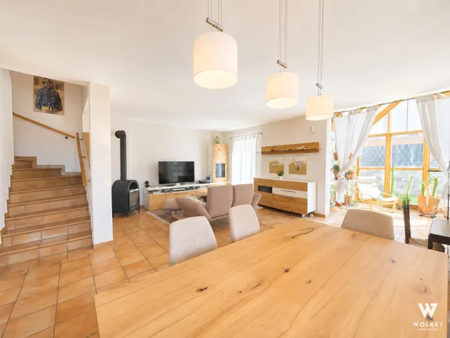Wohntraum am Bisamberg | Doppelhaushälfte | ca. 124 m2 Wohnfläche | 4 Zimmer | Fußbodenheizung | Garage | Südterrasse | Dachboden ausbaubar - Bild