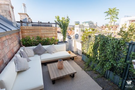 Hochwertig sanierte Maisonette-Wohnung in Bestlage von 1120: Dachterrasse mit Weitblick | Klimaanlage | 2,5 Zimmer