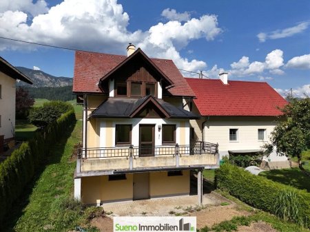 Einfamilienhaus mit großem Garten und herrlicher Aussicht