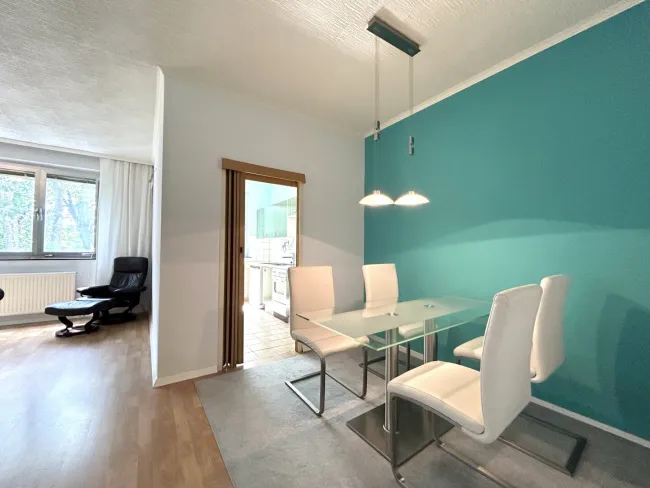 Blick ins Grüne! 3-Zimmer-Wohnung mit Loggia in der Thermenregion Bad Vöslau! - Bild