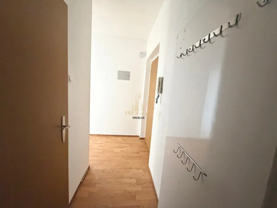 2-Zimmer-Wohnung mit Balkon in Schwanenstadt - Bild