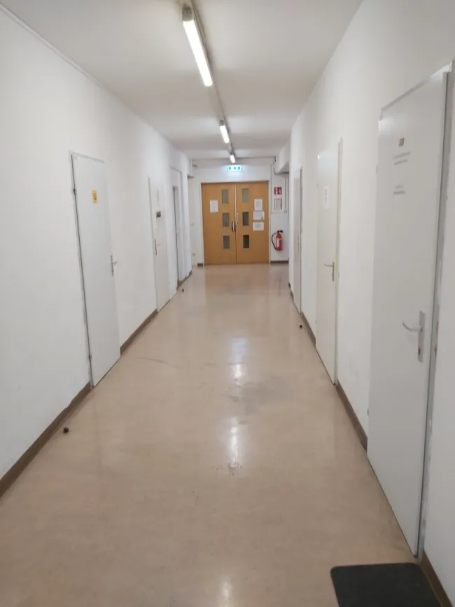 Büroetage an der U4/U6-Station Längenfeldgasse - Bild