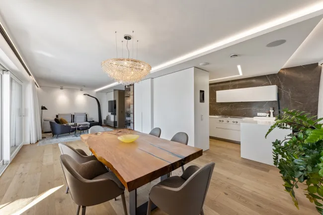 Architektur trifft Eleganz – diskreter Luxus in Vollendung - Bild