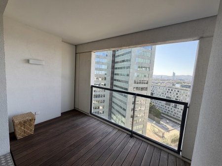 Moderne 2-Zimmer-Wohnung mit großzügiger Loggia, DC&Kahlenberg-Skylineblick, Garagenplatz, Fitness & Sauna im DC Living