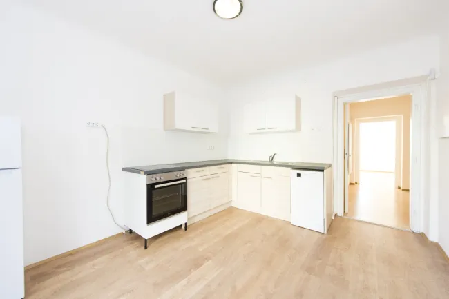 Gemütliche 3-Zimmer-Wohnung in Graz mit Balkon - Bild