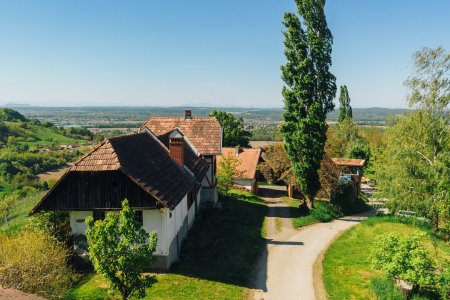 Landsitz, Ferienimmobilie oder Tourismusprojekt? Wo außergewöhnlicher Weitblick auf Möglichkeiten trifft!