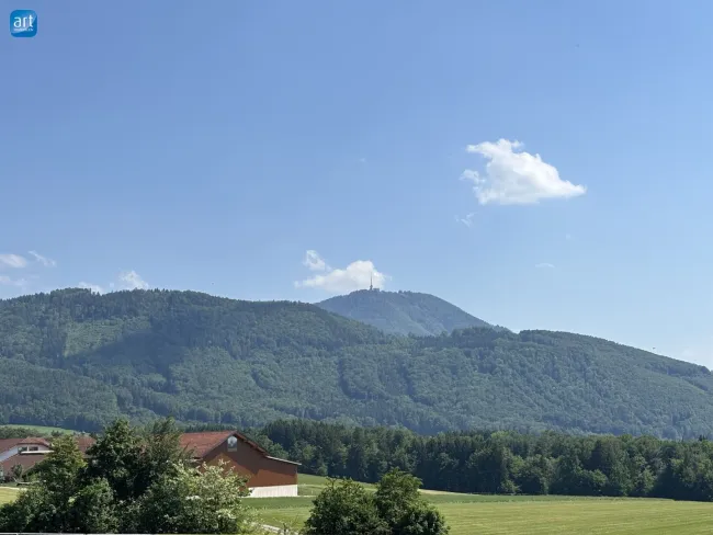 Gepflegte familiengerechte 4-Zi Maisonette mit Balkon & Stellplatz in Hallwang – 108m² Wohnkomfort! - Titelbild
