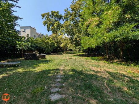 Ihre Traumwohnung in Oberdöbling: 3 Zimmer auf 100 m² mit Gartennutzung