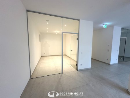 5730 Mittersill: Neubau !! Büro, Praxis, Therapie, Kanzlei uvm. ab SOFORT zu vermieten ! Parkplätze vorhanden, Lift im Haus !