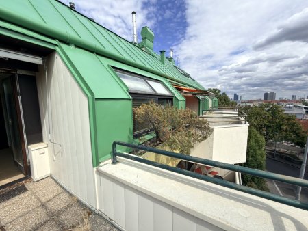 Blick von Dachterrasse Schlafzimmer zu Terrasse Wohnzimmer