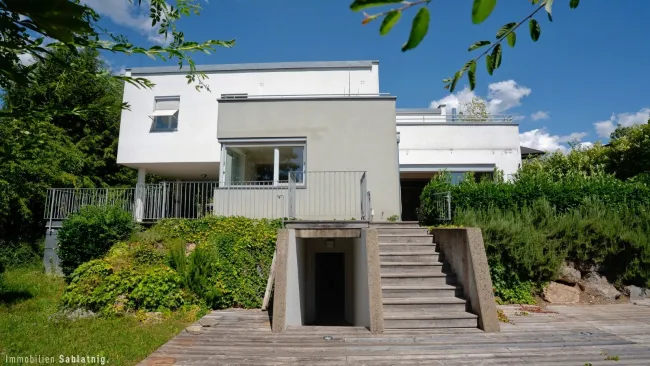 Exklusive Architektenvilla mit Pool & Wellness in privilegierter Aussichtslage von Graz-Waltendorf! - Bild
