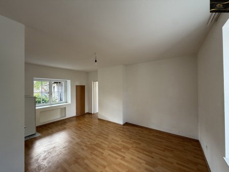 Mehrfamilienhaus in Ternitz – ideal für Anleger!