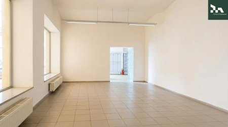KEINE ABLÖSE | Laxenburger Straße | 220 m² Geschäftslokal in Top-Lage | Sofort verfügbar