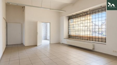 KEINE ABLÖSE | Laxenburger Straße | 220 m² Geschäftslokal in Top-Lage | Sofort verfügbar