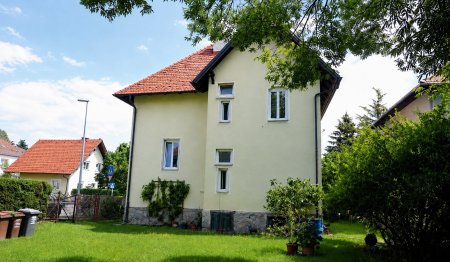 Zweifamilienhaus mit großem Entwicklungspotenzial in Graz-Liebenau!