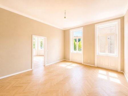 Generalsanierte Designerwohnung mit Erker & Fernblick | 77,66 m² | 1. OG | 1190 Döbling |