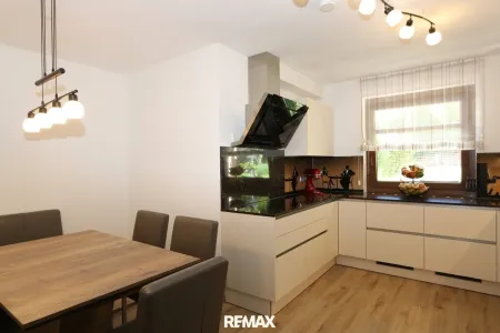Moderne 4-Zi-EG-Wohnung in Villach mit Loggia, TG und AP & Einbauküche