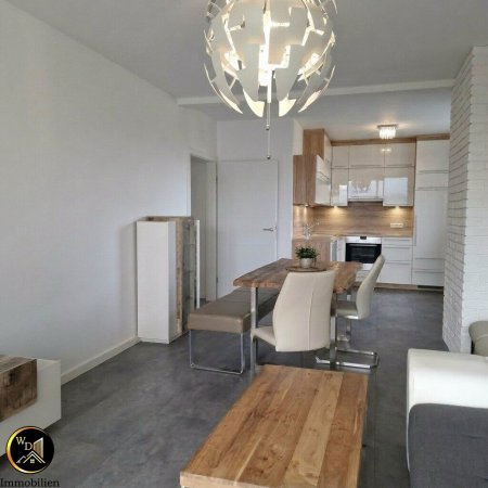 Wohnglück-sanierte 3 Zimmer Wohnung mit großer Loggia-Ihr neues Zuhause zum verlieben!