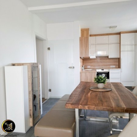 Wohnglück-sanierte 3 Zimmer Wohnung mit großer Loggia-Ihr neues Zuhause zum verlieben!