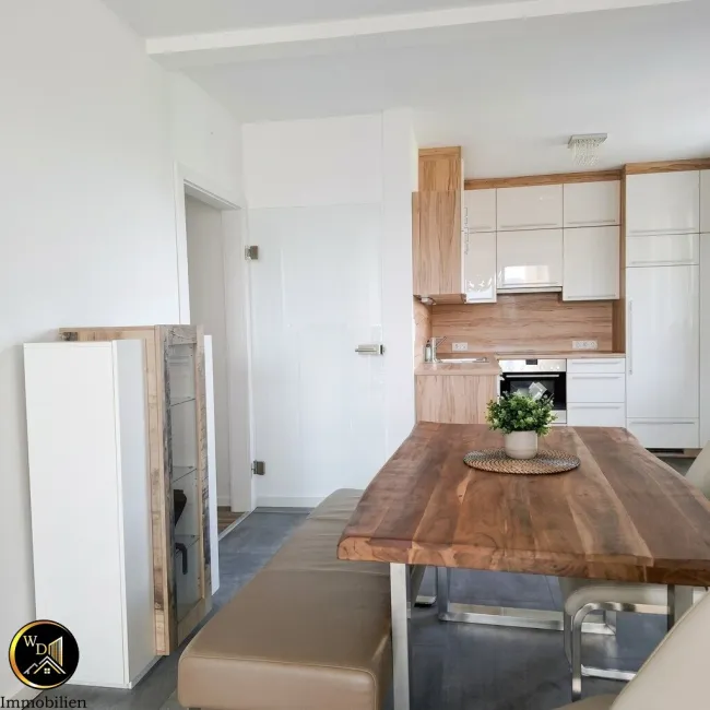 Wohnglück-sanierte 3 Zimmer Wohnung mit großer Loggia-Ihr neues Zuhause zum verlieben! - Bild
