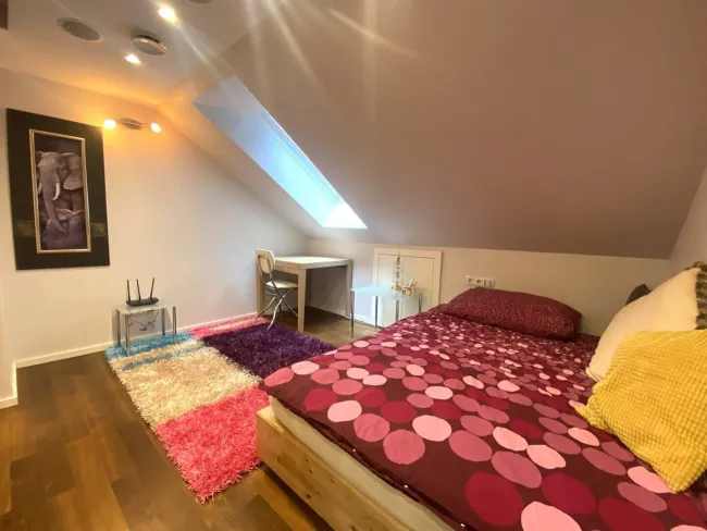 Schlafzimmer 2