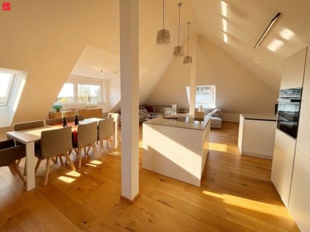 Exklusive Design-Maisonette mit Loft-Charakter in ruhiger Lage!