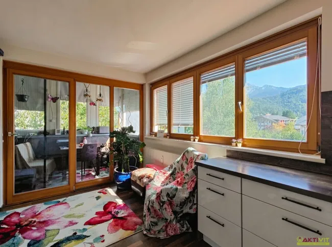 Wohnen nahe dem Faaker See – Wohnung mit Balkon und Carport - Bild