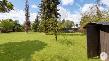 Privatsphäre inklusive – sonniges Grundstück abseits der Straße