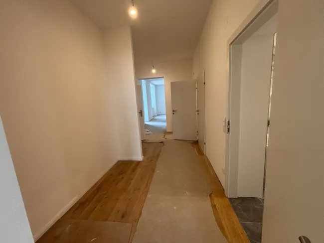 ELEGANZ TRIFFT MODERNE - ERSTBEZUG IM REVITALISIERTEN STILALTBAU - PROVISIONSFREI - Bild