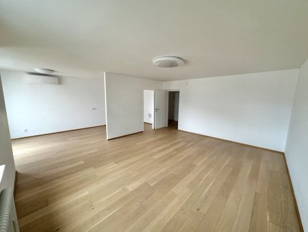 *NEUER PREIS* TOP LAGE MIT TRAUMHAFTEM AUSBLICK & TIEFGARAGENSTELLPLATZ
