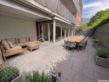 DORNBIRN-Gartenwohnung/Terrassenwohnung, ca. 57 m2 + beheizter, ganzjährig nutzbarer Wintergarten ca. 19 m2, Gesamt-Wohn-NFL ca. 76 m2, Wohnempfinden/Wohlfühl-Atmosphäre wie in einer 3-Zimmer-Wohnung, inkl. 1 TG. + Kellerabteil.