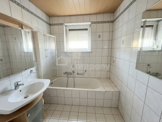 Familienidyll in Langenzersdorf - Haus und Garten vor Wien - Bild