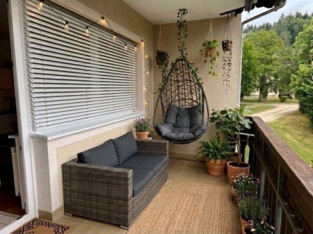 Wohnjuwel nahe Velden: Frisch modernisierte 3-Zimmer-Wohnung mit Karawankenblick und großem Kellerabteil