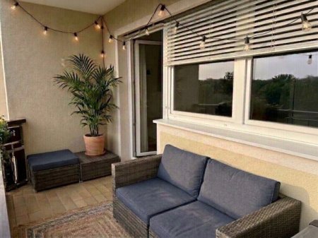 Wohnjuwel nahe Velden: Frisch modernisierte 3-Zimmer-Wohnung mit Karawankenblick und großem Kellerabteil