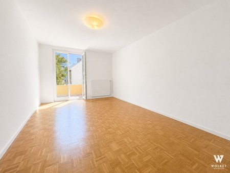Helle 2-Zimmer-Wohnung mit Balkon, Gemeinschaftsgarten & idealem Grundriss
