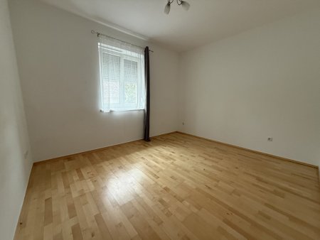 günstige Mietwohnung in ruhiger Lage - BESICHTIGUNG DI 17:00 Uhr