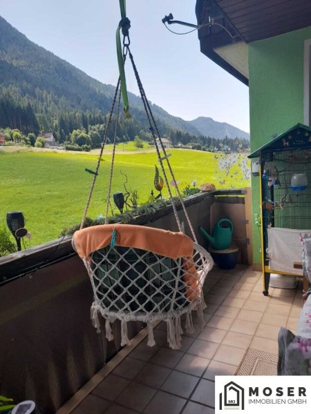 +++Großzügige 4-Zimmer-Eigentumswohnung mit Südbalkon, Dobratschblick, Garage und großem Kellerabteil+++