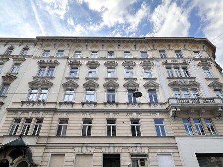 ***ERSTBEZUG 3-Zimmer-Altbauwohnung in guter Lage des 3.Gemeindebezirks***