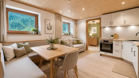 Kompakte 2-Zimmer-Wohnung mit 19 m² Südostterrasse in Finkenberg