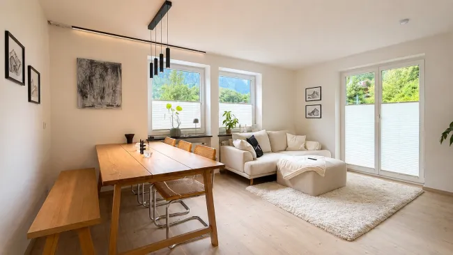 Wohnen am Hochsteg | Modernisierte 3-Zimmer-Wohnung mit zwei Balkonen - Bild